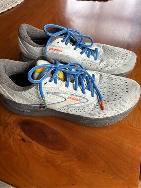 Brooks Gray Mesh Running Sneakers with Blue Laces and Orange Accents